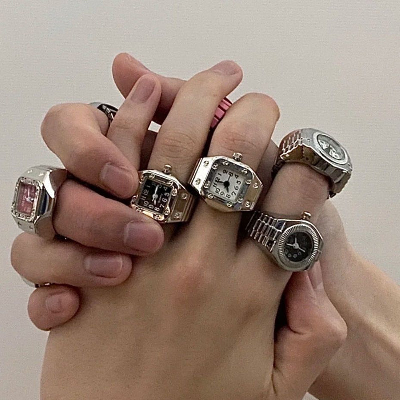 Elegant Ring med Klockdesign