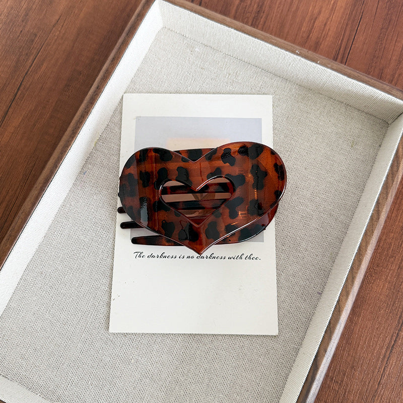 💛 Wild at Heart — Leopard Hjärta Hårspänne