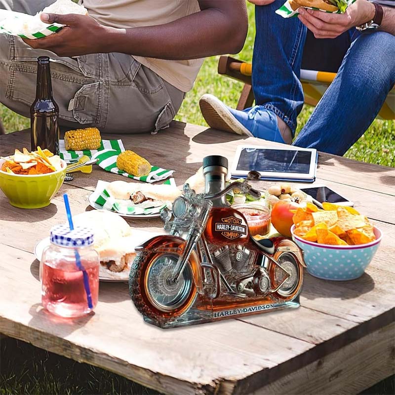 Kreativ motorcykelglasvinflaska