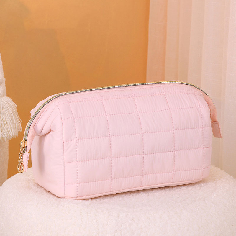 👜☁️ Mjukt & Portabelt Quiltat Sminkfodral i Bomull